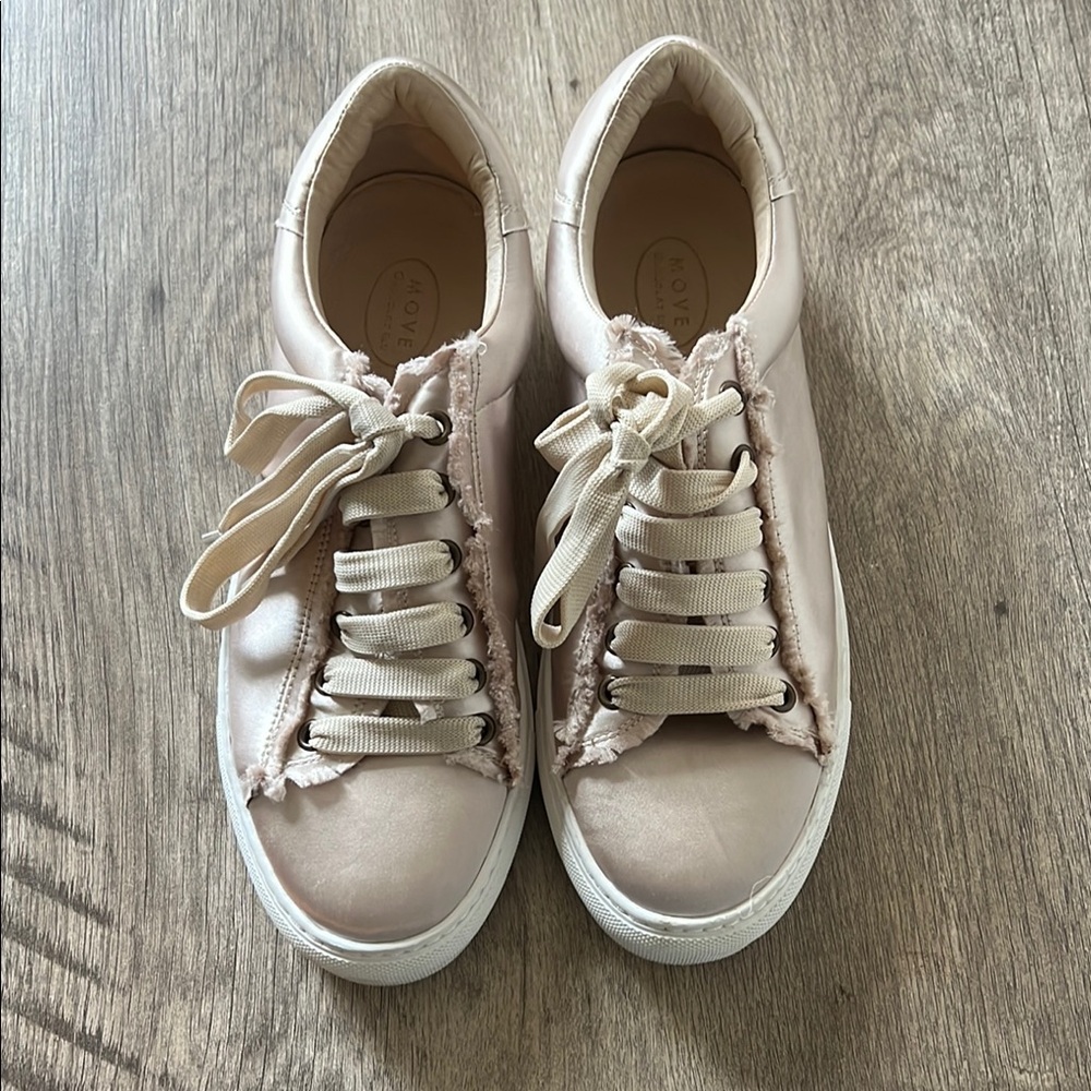 Women's Beige Sneakers